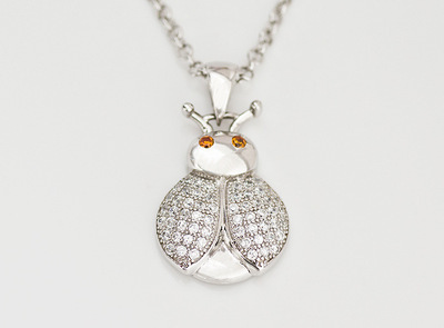 銀飾廠家批發(fā) S925純銀甲殼蟲微鑲鋯石吊墜項鏈——深圳市約瑟兄弟珠寶首飾