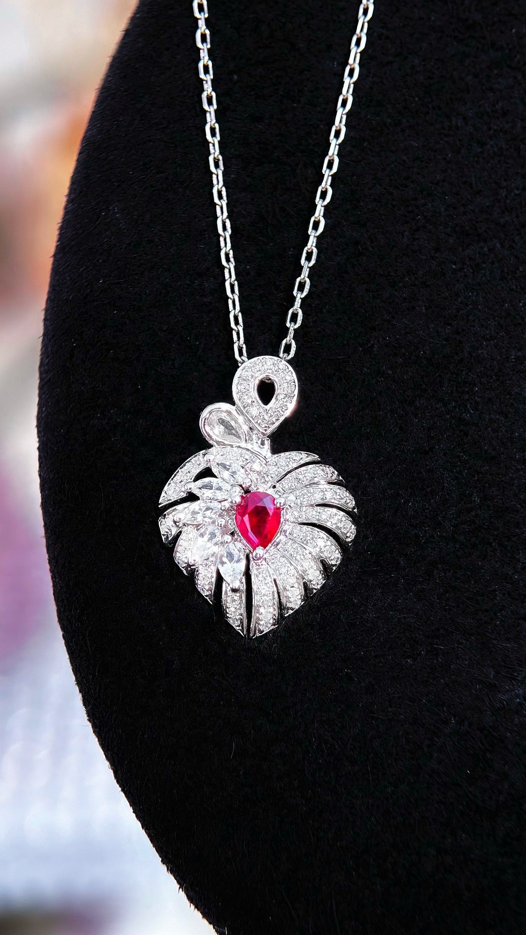 璀璨商機 18K金鴿血紅紅寶石吊墜，抖音電商批發(fā)代發(fā)新藍(lán)海